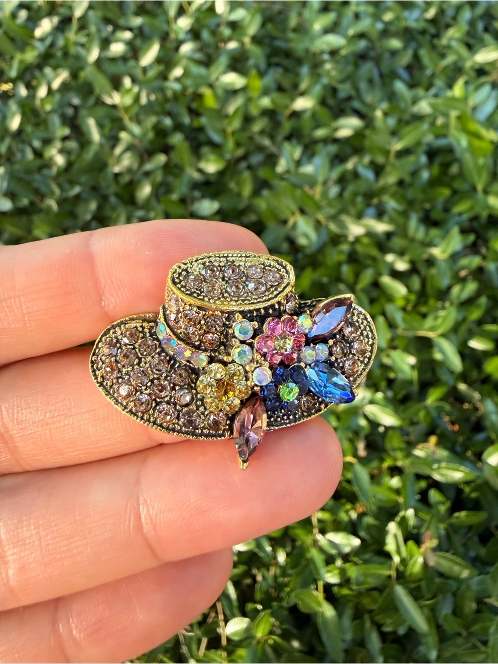 Multicolor Crystal Hat Brooch Pin - Picture 6 of 6